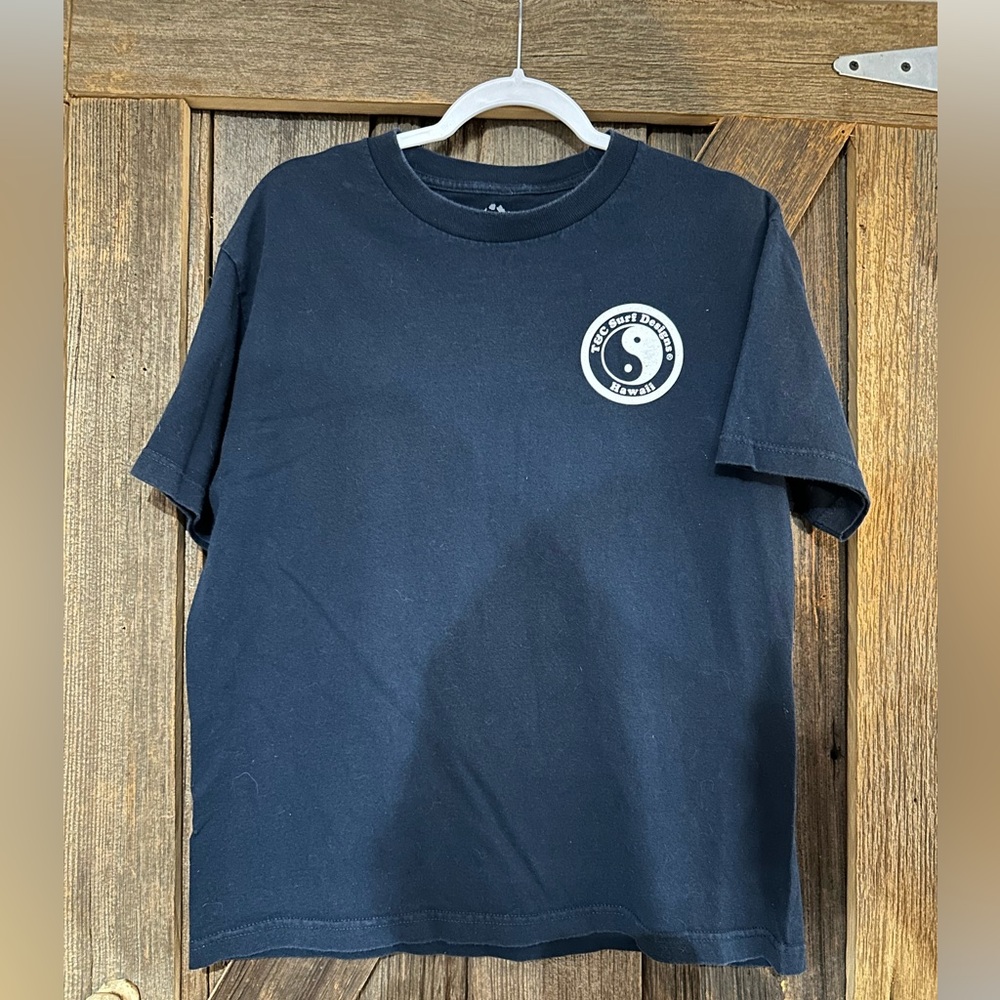 T&C Surf Designs Hawaii T-shirt (Medium)